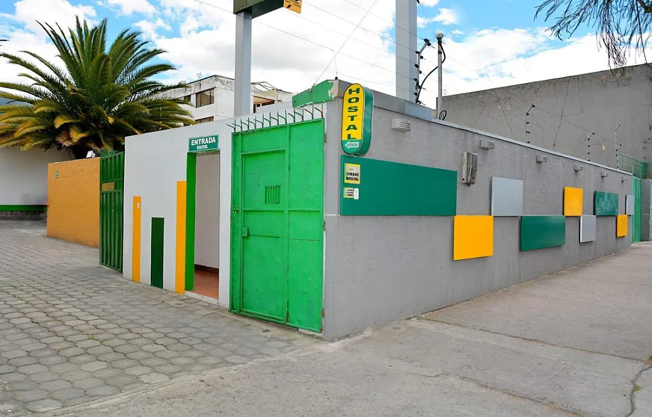 Hostal Terra 3 - Base Aerea Quito