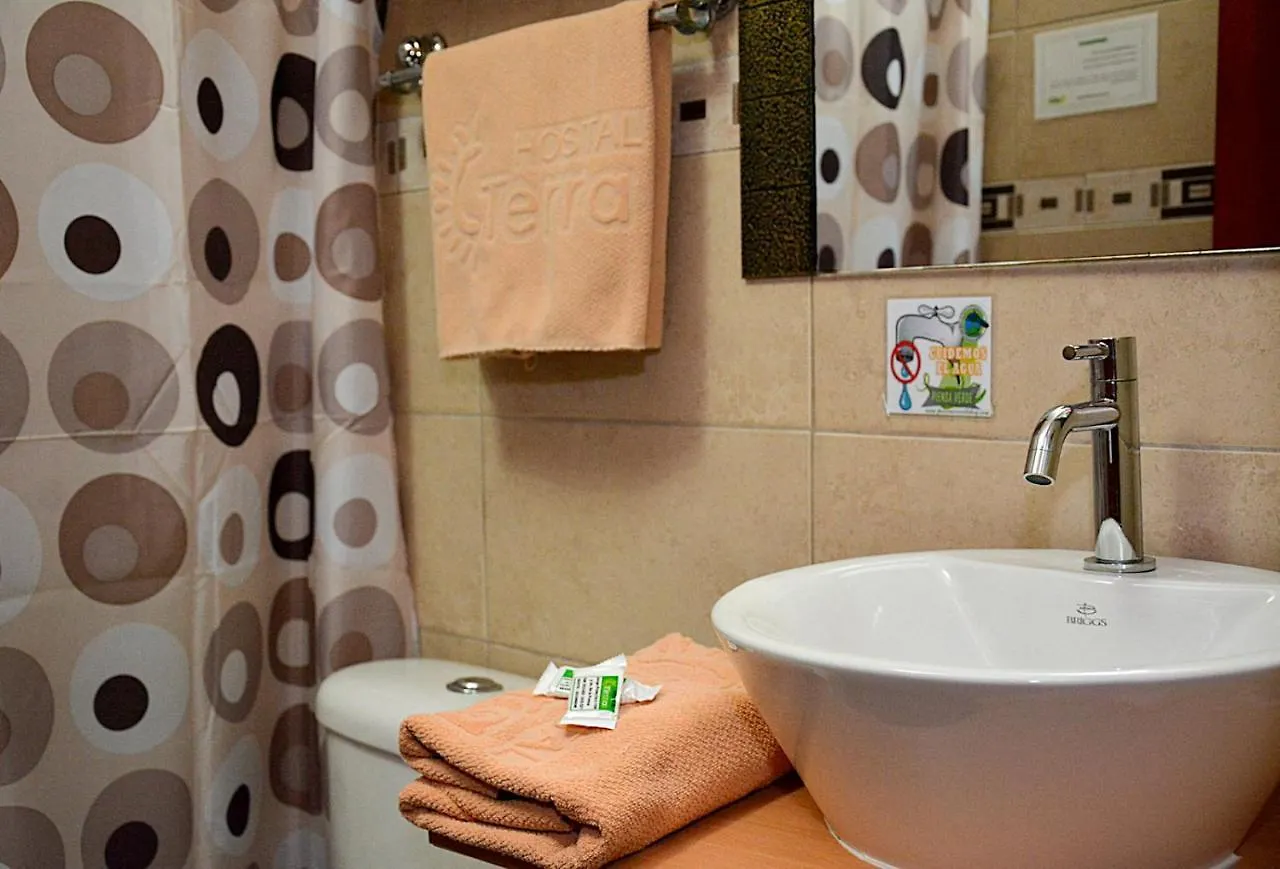 Hostel Hostal Terra 3 - Base Aerea Quito